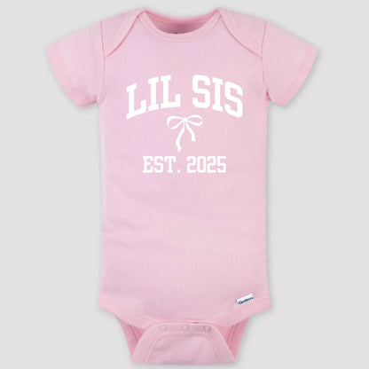 Big and Lil Sis- Customized- Girl's tee and infant bodysuit - Summit and Nest